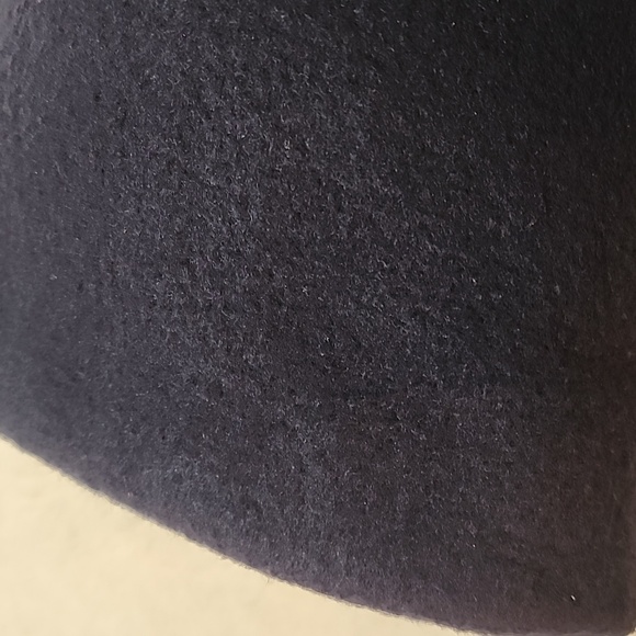 Navy Travel Neck Pillow & Blanket Set - Picture 3 of 10